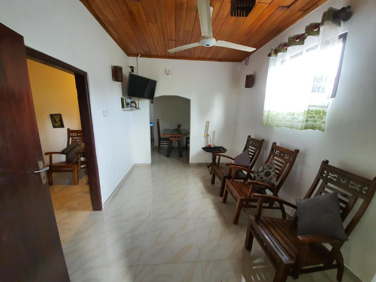 Sana Guest Lägenhet Weligama Exteriör bild